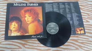 Mylene Farmer 	1989	Ainsi Soit Je..	Polydor	France	