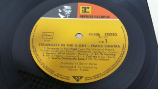 Frank Sinatra	1966	Strangers In The Night	Reprise	Germany	