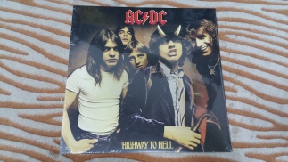AC/DC 	1979	Highway To Hell	Columbia 	EU	